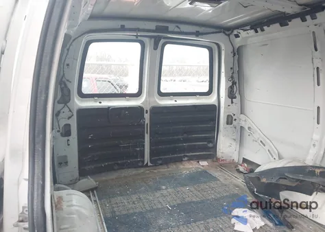 2012 Chevrolet Express 2500 Work Van z USA, uszkodzony, nr VIN 1GCWGFCA3C1165102